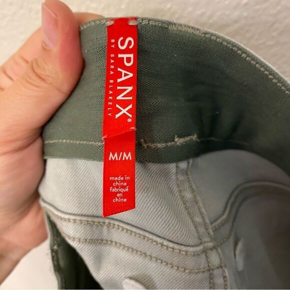 Spanx pull on camo green stonewash shorts stretch mud rise twill 5” size M - Picture 9 of 11